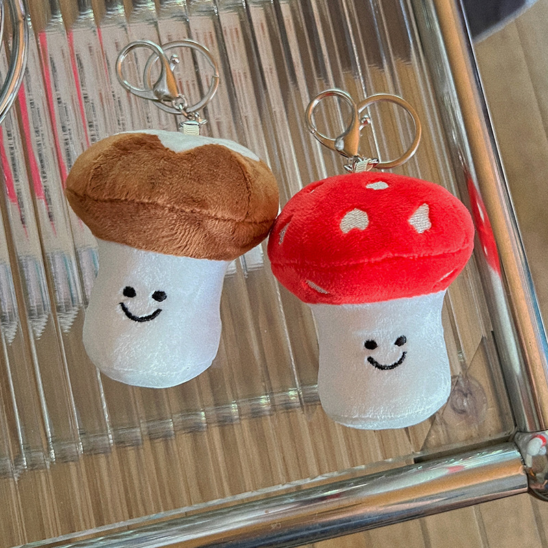 きのこのキーホルダー キノコキーホルダー ぬいぐるみキーホルダー