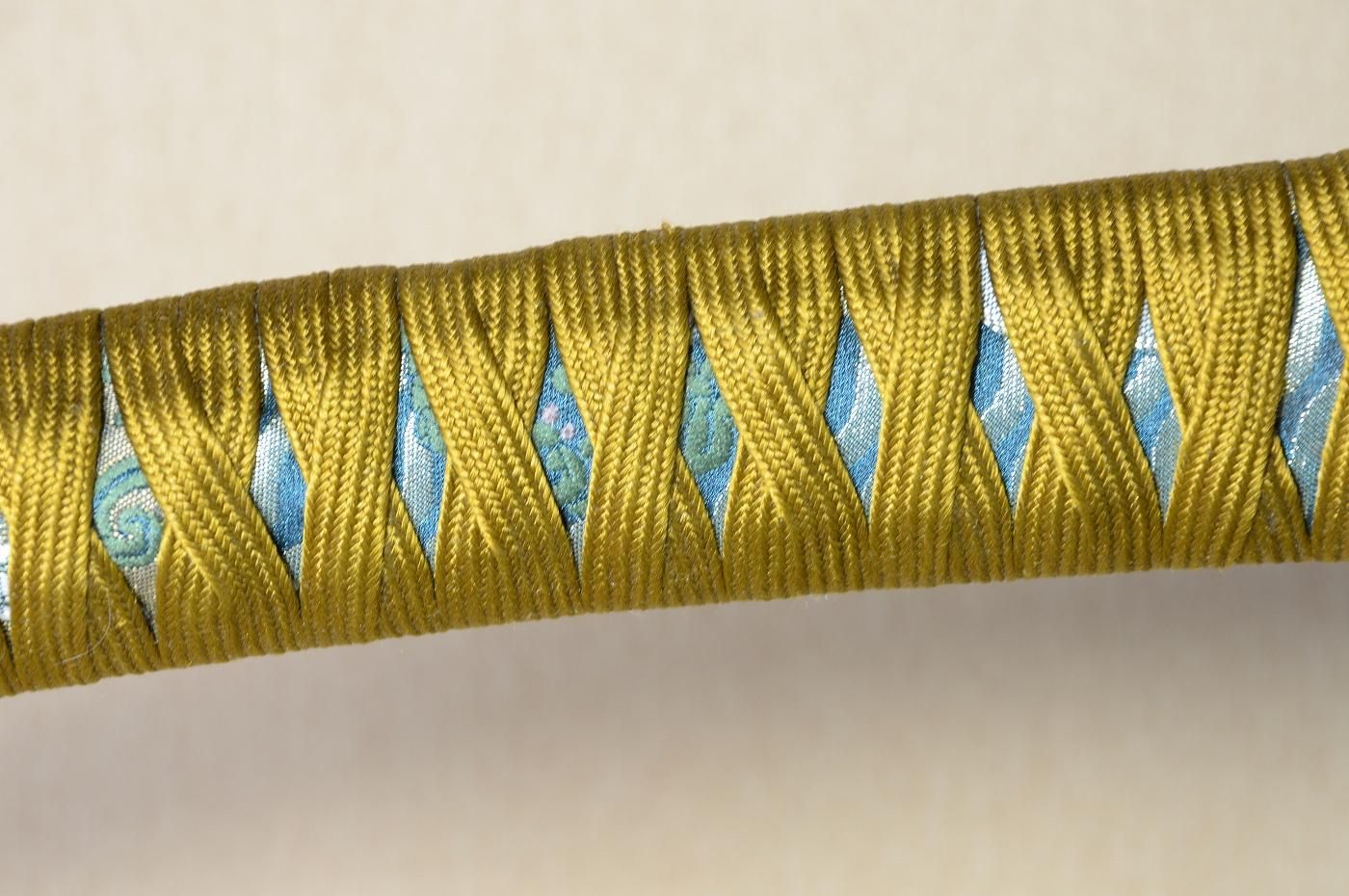 中古模造刀 B17 平家重宝 小烏丸 【錦包糸巻太刀拵】 - 日本刀｜刀剣や