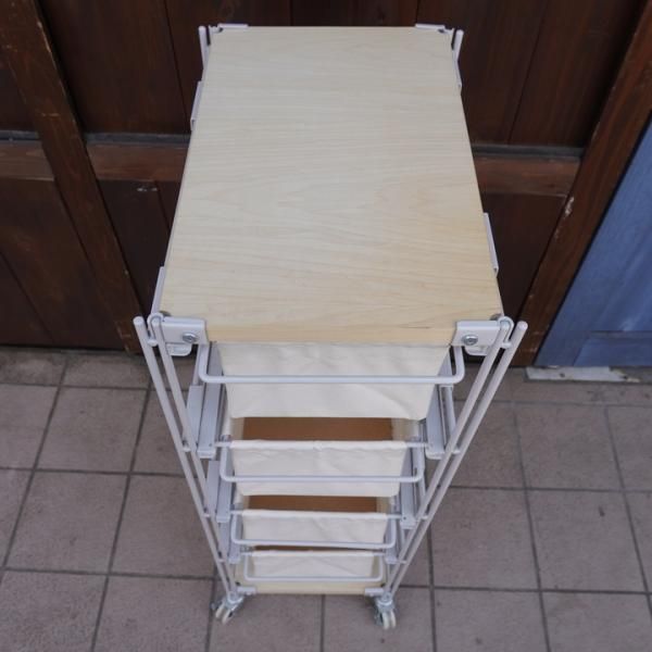 無印良品(MUJI)のスチール4段帆布バスケット付きユニットシェルフ