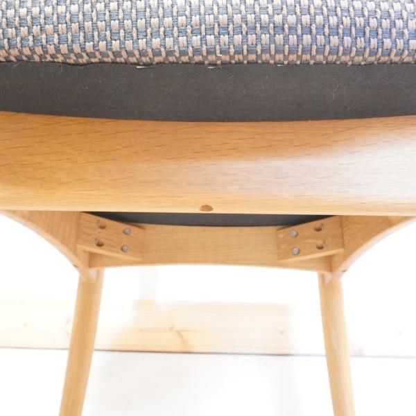 キツツキマークでお馴染みの飛騨産業より佐々木 敏光デザインの