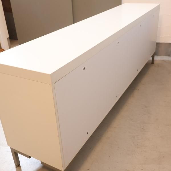 北欧デンマークのブランドBoConcept(ボーコンセプト)のサイドボード