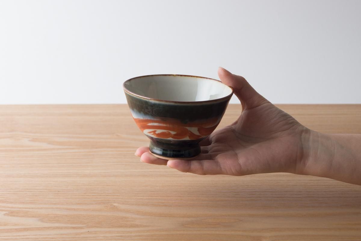 呉須染 | 飯碗 呉須巻赤花 - 有田焼・波佐見焼の通販｜シンプルで