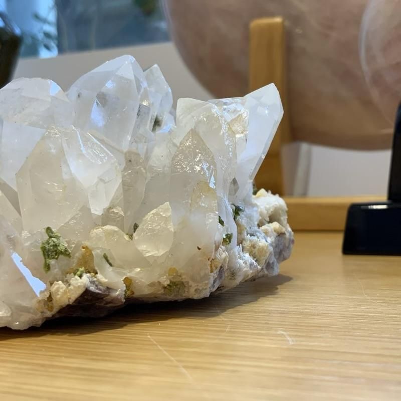 グリーンエピドート/水晶クラスター 】 緑簾石 epidote 緑色 ピスタ