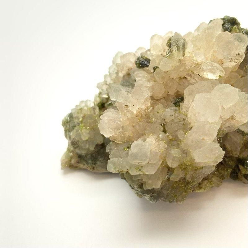 グリーンエピドート/水晶クラスター 】 緑簾石 epidote 緑色 ピスタ