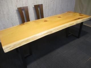 檜（ヒノキ） - 無垢一枚板専門店 イサン工芸