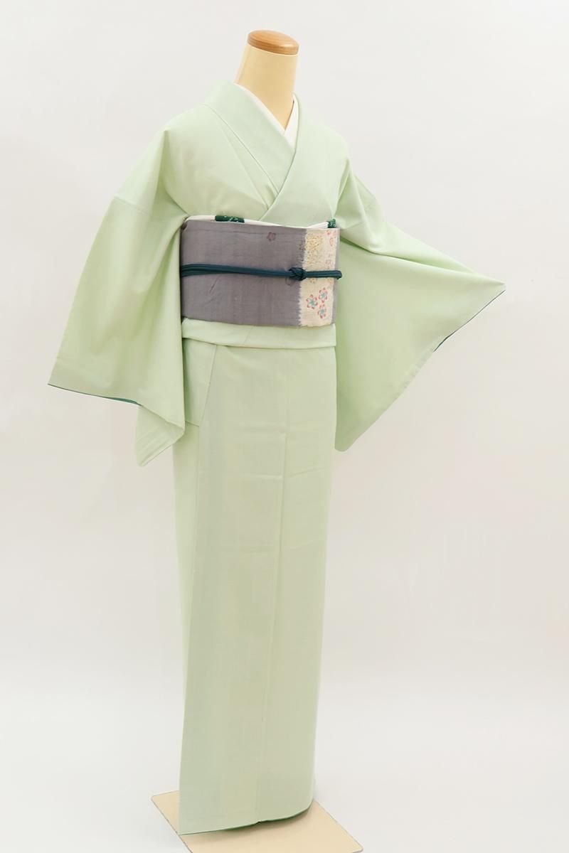 銀座【A-4032】結城紬 緑色系 無地（証紙付） :身丈155/裄66 - 銀座