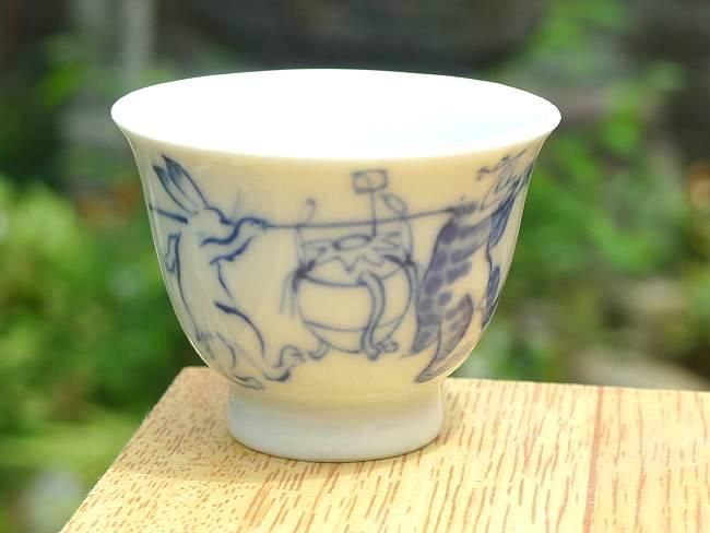 染付鳥獣戯画豆盃 昭阿弥 - 京焼清水焼 松韻堂