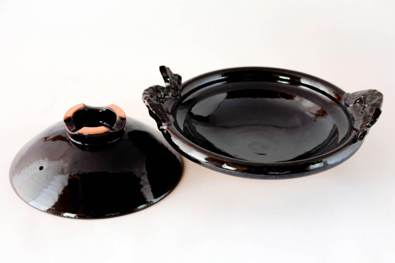 魚手黒鍋（尺3寸） - 土楽 | 伊賀の里の土楽窯