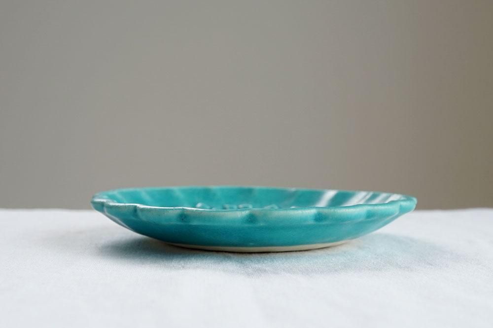 ア25 トルコブルー あじさいのお皿 - 益子焼の小さな窯元「よしざわ