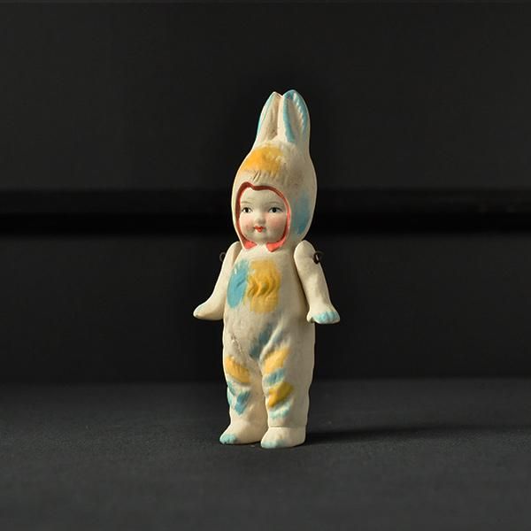 ウサギさんの着ぐるみを着た女の子・I/フランスアンティーク ビスク