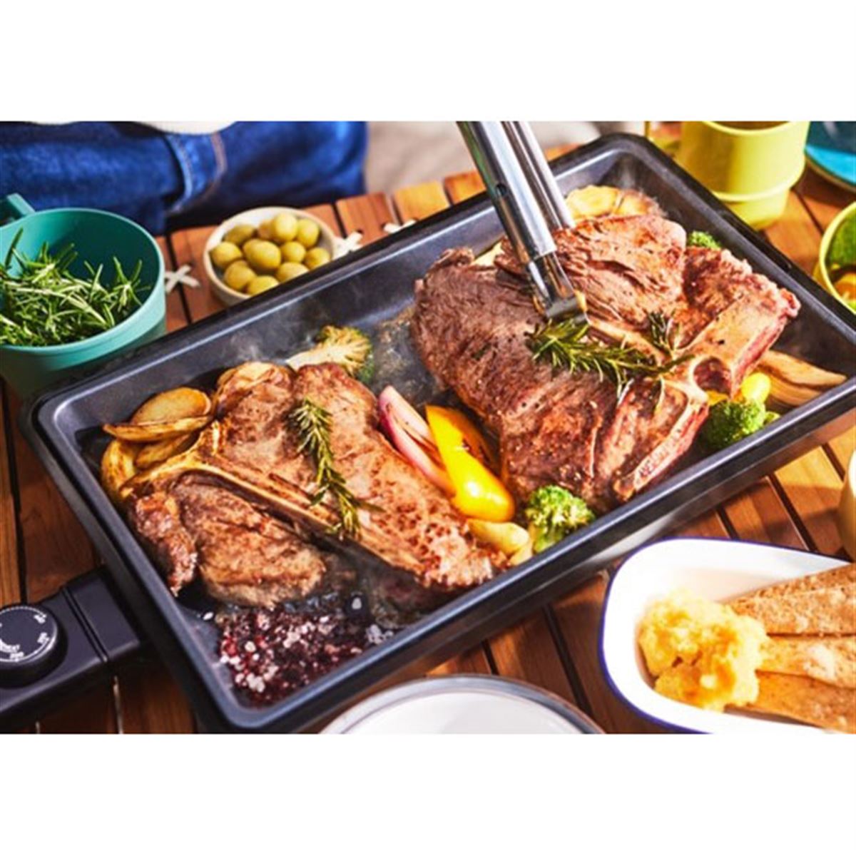 BRUNO×CCC、アクティブスタイルの薄型ホットプレート「FLAT HOT PLATE