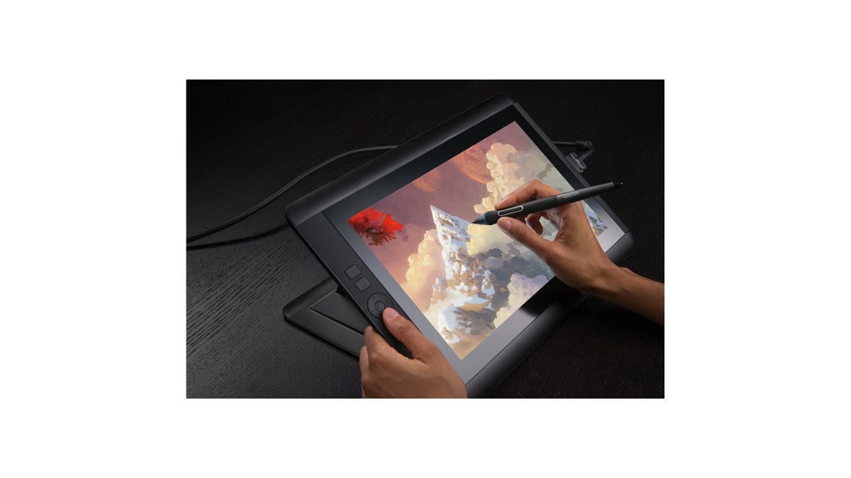 ワコム、13.3型フルHD液晶搭載のペンタブレット「Cintiq 13HD」 - 価格.com
