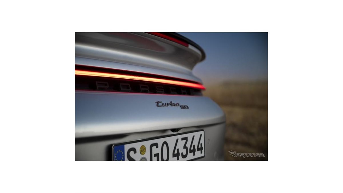 ポルシェ『911ターボ』50周年記念仕様の日本予約を開始、価格は3642万