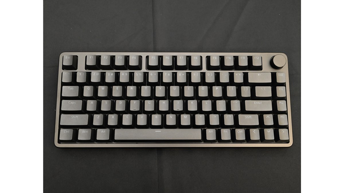 ソニー、磁気式アナログスイッチを採用した75%キーボード「INZONE KBD