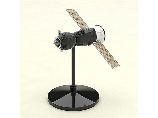 ISS打ち上げロケット&宇宙船「ソユーズ」が搬送列車とセットで1/150の