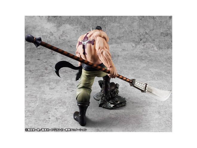 マリンフォード頂上戦争時の“海賊白ひげ”を全高約300mmサイズで立体化