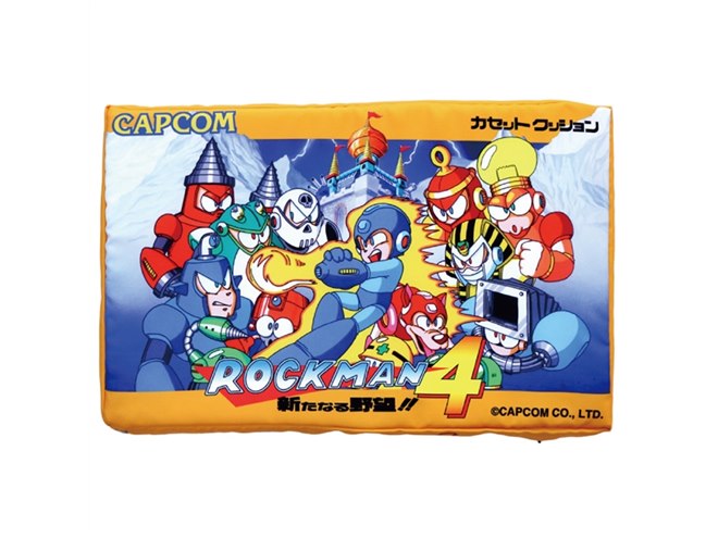 ロックマン」ゲームソフトのパッケージを再現したクッション発売、各