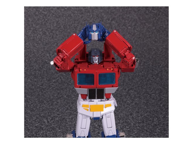 50,000円、トランスフォーマー マスターピースより「MP-44 コンボイ