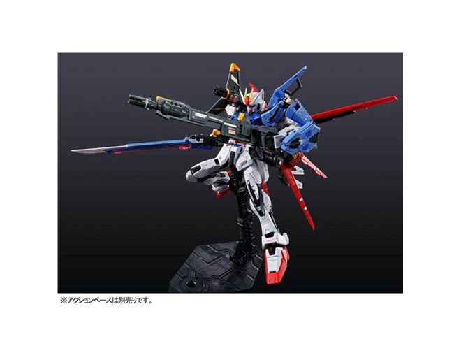 パーフェクトストライクガンダム」がRGガンプラで登場、4,320円 - 価格.com