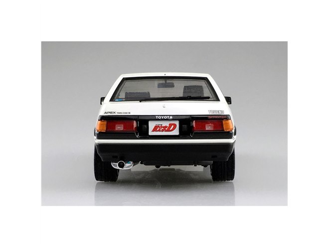 頭文字D」カーボンボンネット仕様の「藤原拓海 AE86トレノ」など