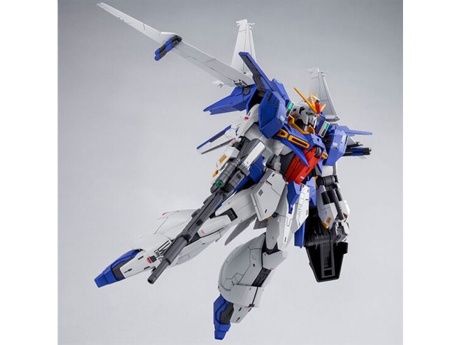 ガンダムリントヴルム」がRE/100で立体化、飛行形態2機へ分離・変形も