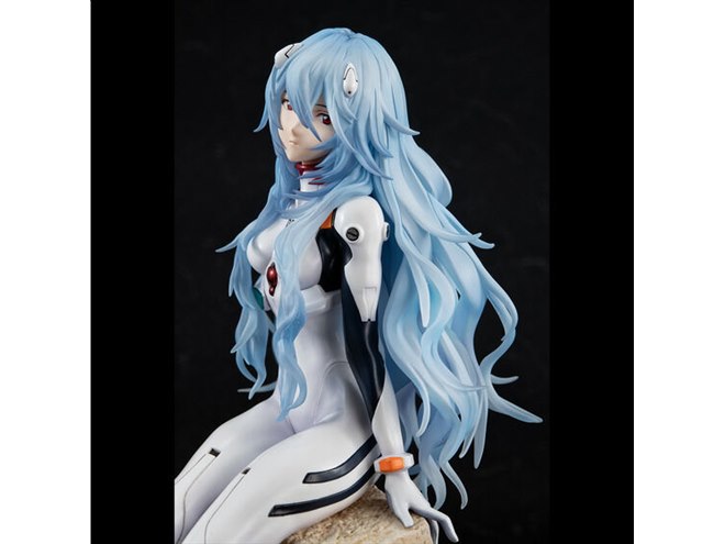 シン・エヴァ」初号機を守り続けた“長髪の綾波レイ”がフィギュア化