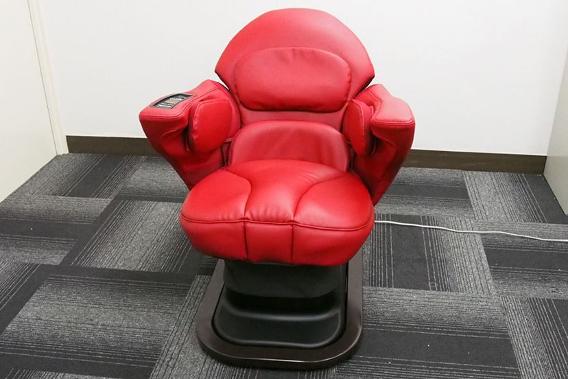 40代男性が4週間トライ！ パナソニック「コアトレチェア」でぽってり腹