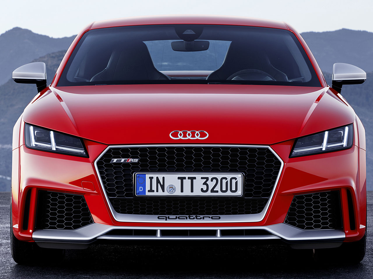 アウディ TT RS クーペの価格・新型情報・グレード諸元 価格.com