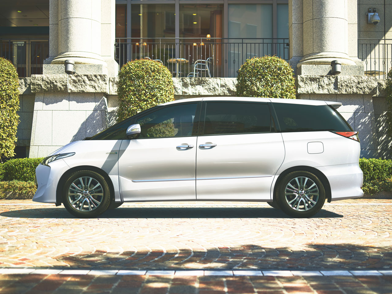 トヨタ エスティマ 2006年モデルの価格・グレード一覧 価格.com