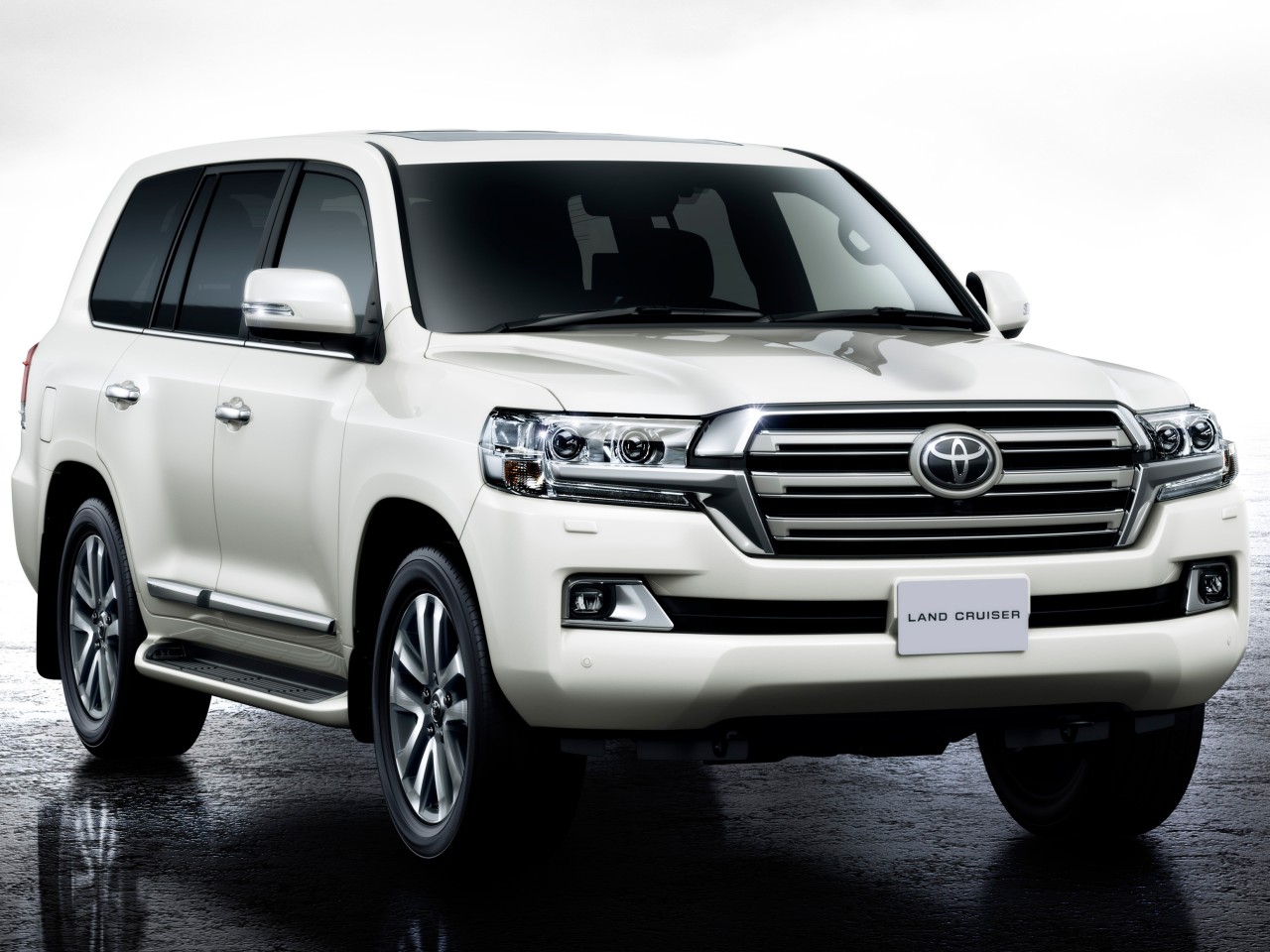 ランドクルーザー200 4.6ZX 中期 自家用 車検7年末 3万キロ 美品トヨタ