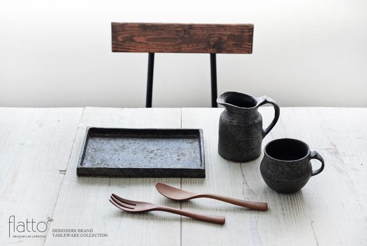安福由美子｜錆長方皿｜作家のうつわ通販｜和食器セレクトショップ