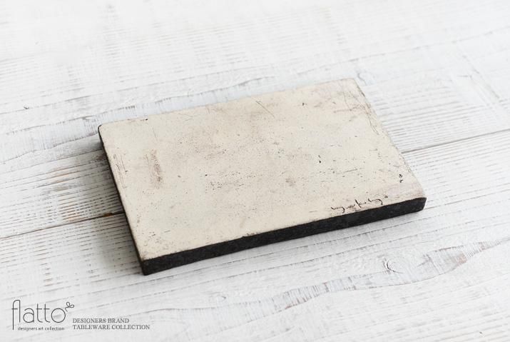 安福由美子｜錆長方皿｜作家のうつわ通販｜和食器セレクトショップ