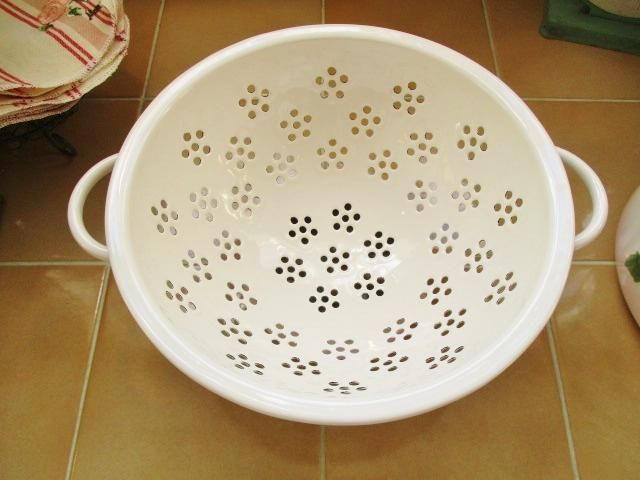 マニーローズ ホーロー コランダー - 「フランス雑貨マニー