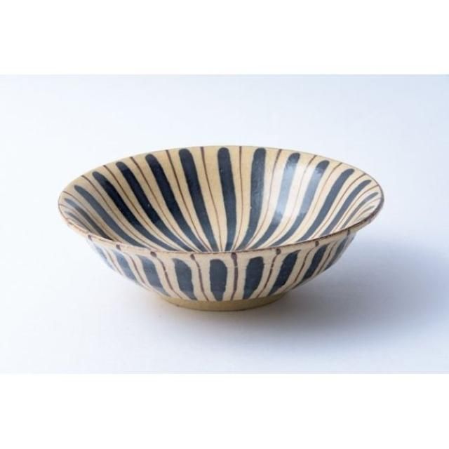 工房小春花 【瀬戸】 麦藁手大平鉢（朱）｜FRANK暮らしの道具