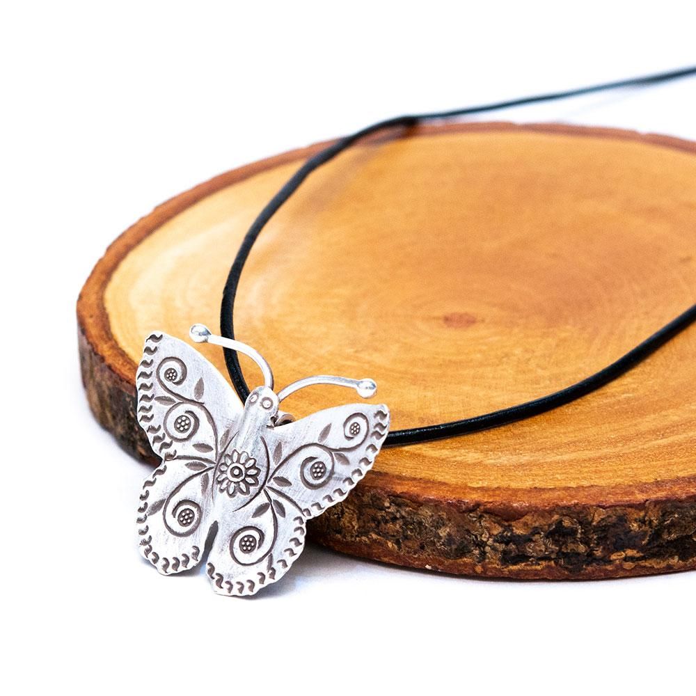 カレンシルバー】パドゥアの刻印が美しいバタフライペンダントトップ