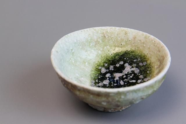 辻村 唯 「 ぐい呑 」 自然釉 盃 酒器 - レトロ ＆アート空間 「 古