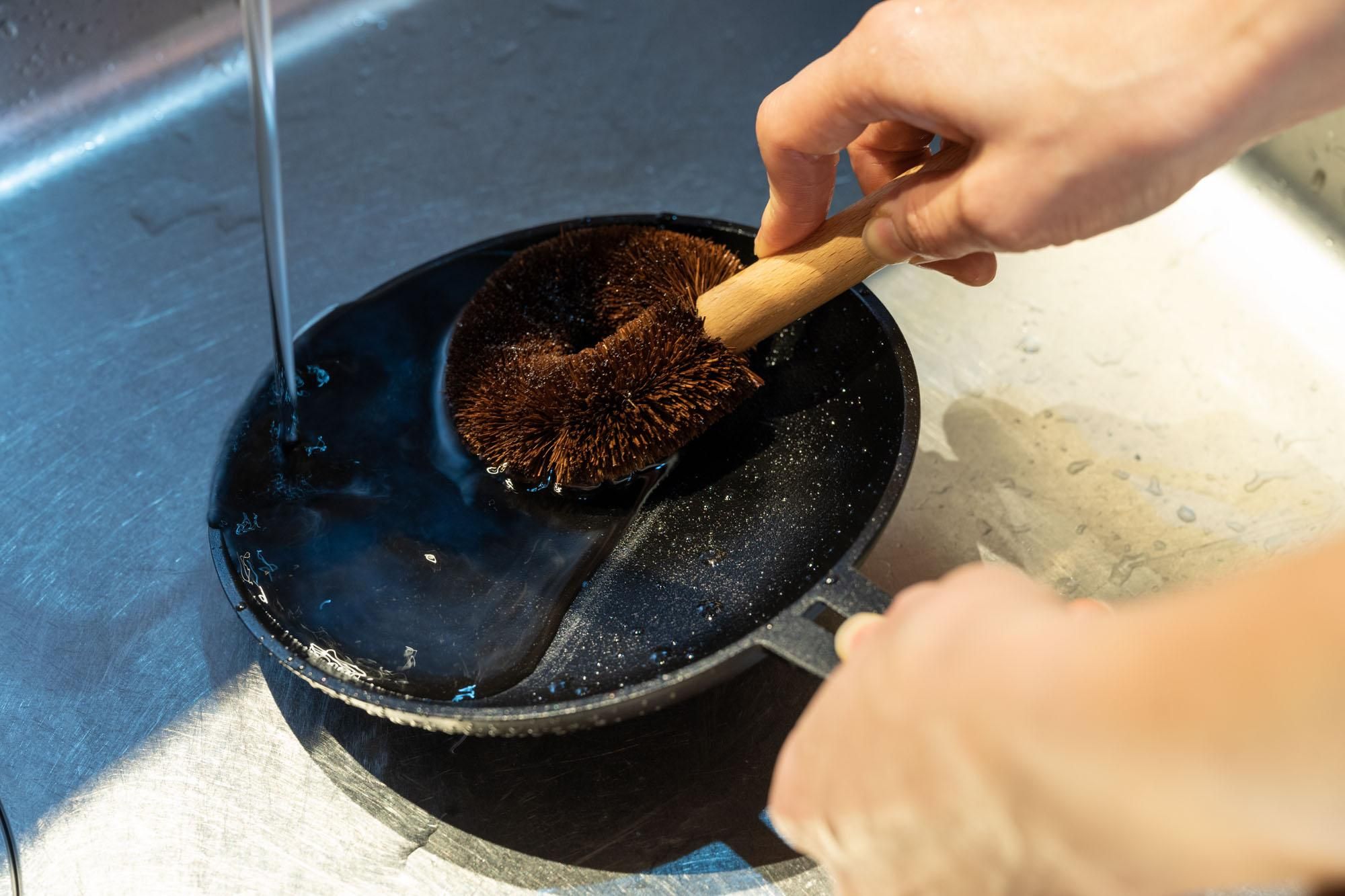 洋鍋（大）｜釜定｜盛岡南部鉄器｜紡ぎ舎（つむぎや）