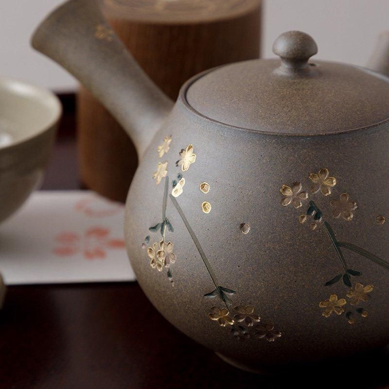 青峰作 焼締金桜急須 - いい日になりますように