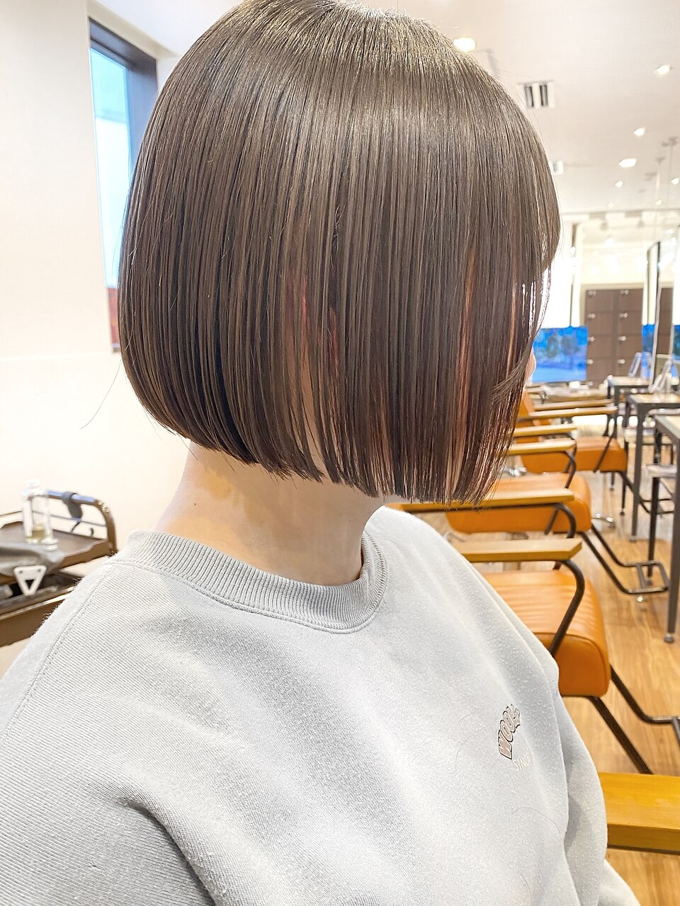 黒髪 前下がり ミニボブ 切りっぱなしボブ：L113291975｜ノラキチ