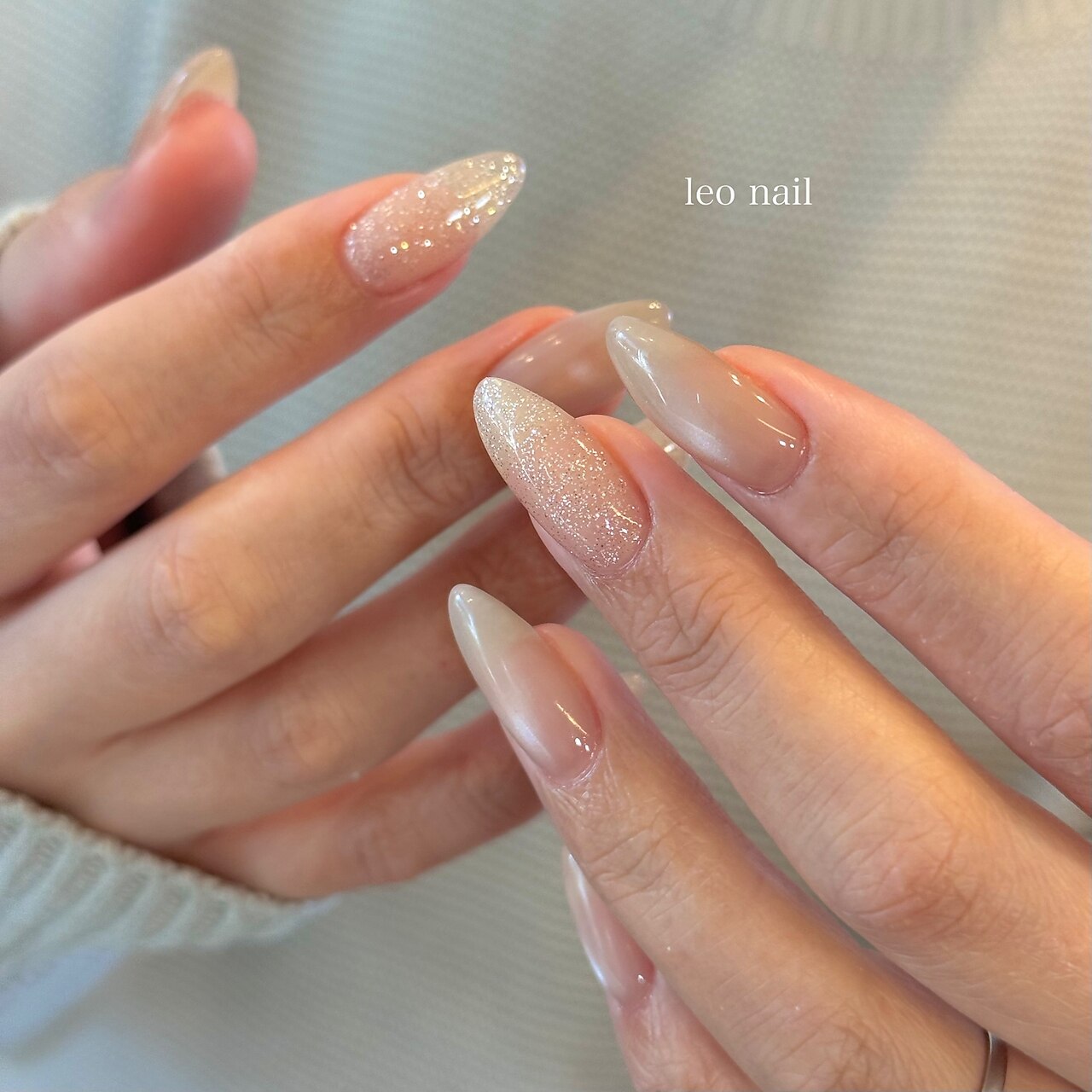 2026年冬トレンド】ホワイト ワンカラー ハンドのネイルデザイン集