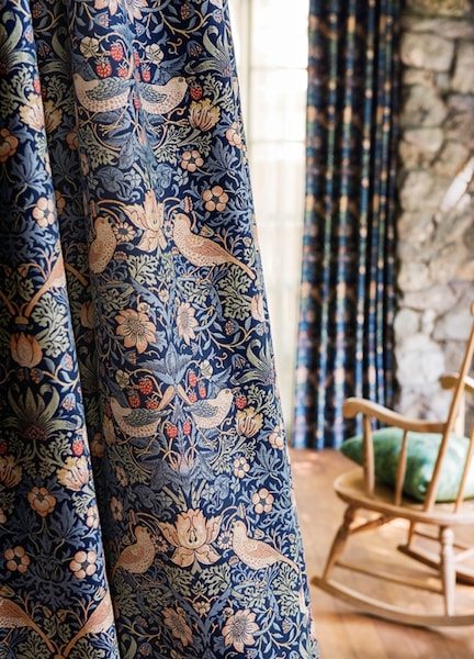 ウィリアム・モリスの名作カーテンいちご泥棒とは？ [カーテン