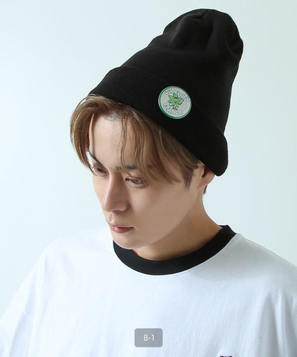 SIDEWAYSTANCE】缶バッジ付きニットキャップ