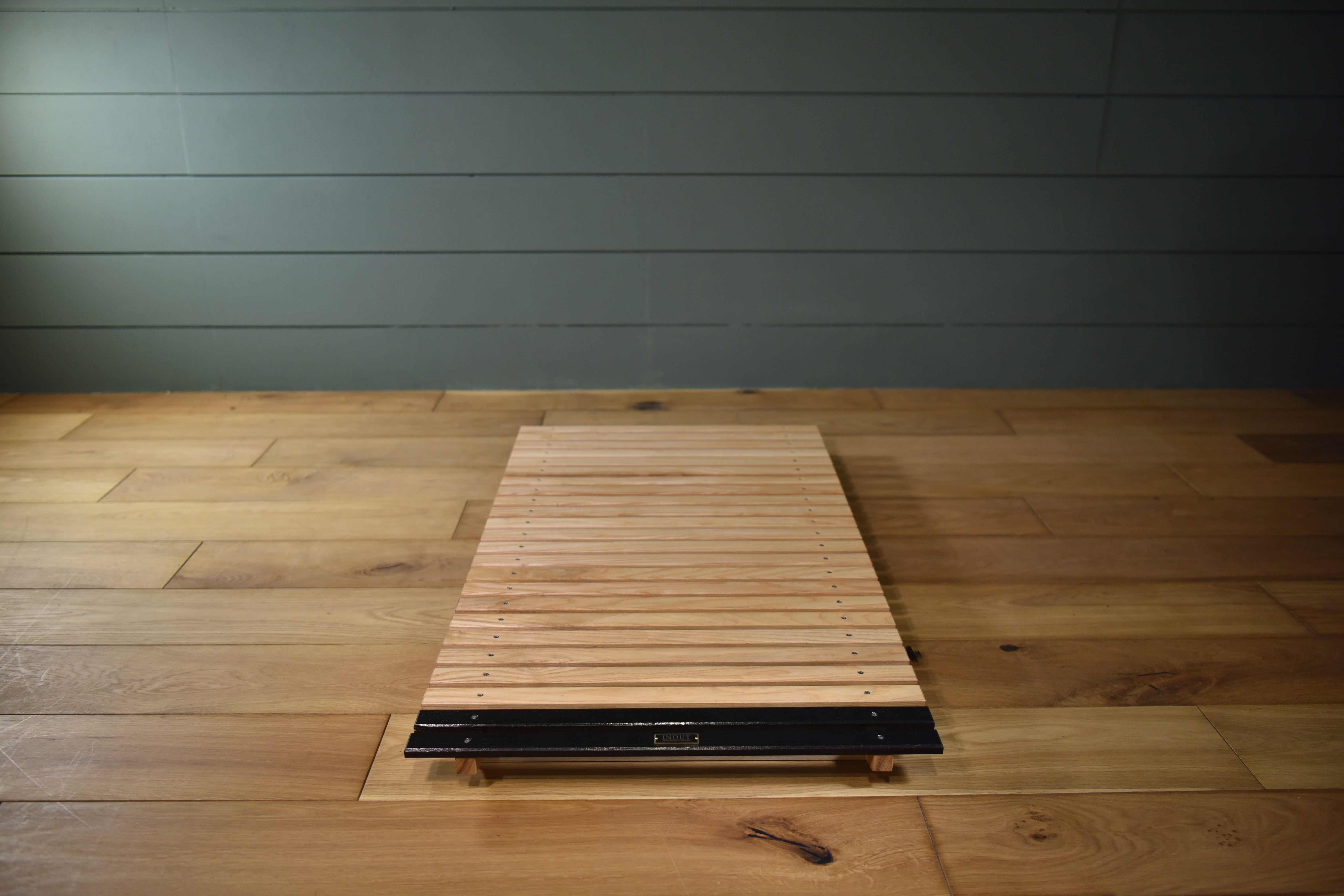 INOUT （イナウト） / NEW Standard Table