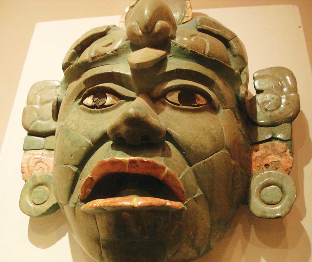 マヤの翡翠を求めて：文化の旅 | インカラーマガジン | 第47号