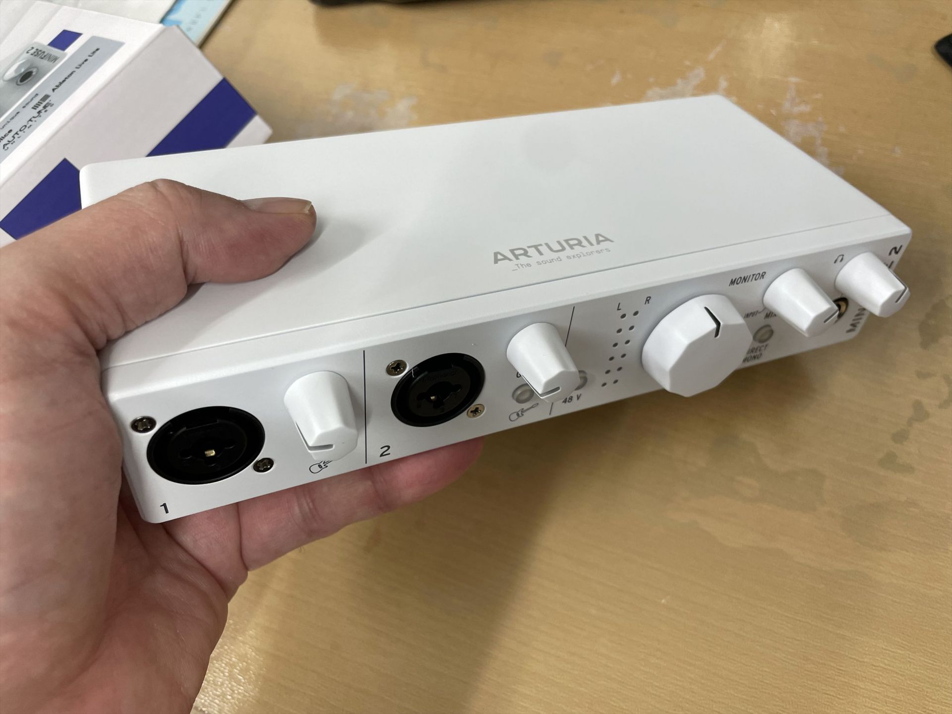 ARTURIA MINIFUSE シリーズ | ポータブルで高機能・コスパに優れたUSB