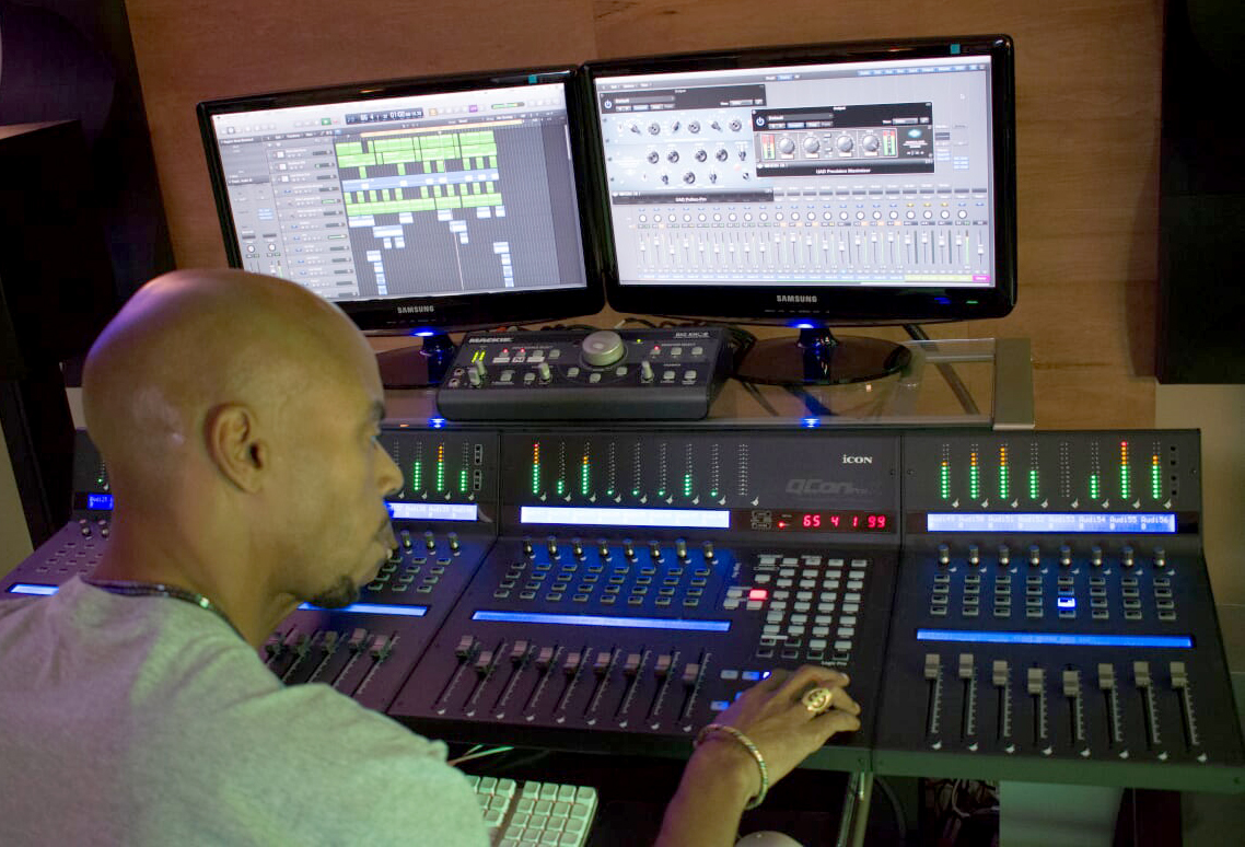 iCON QCon Pro XS | コントロールサーフェス「QCon Pro X」用拡張