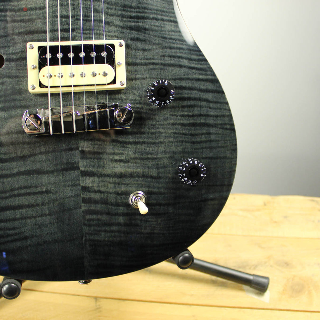 R08091_03_1080x.jpg?v=1571719553