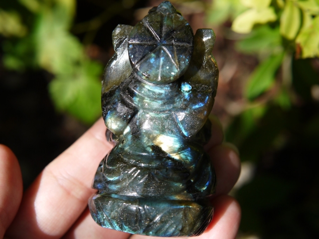 さいたま 大宮 | 天然石 パワーストーン 販売店|石の記録