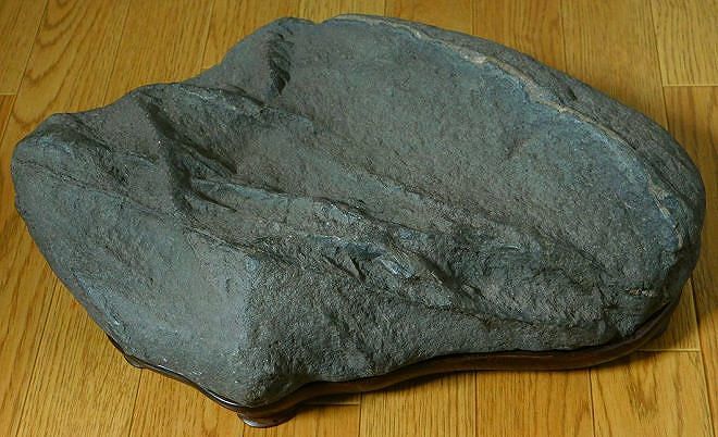 緋山酔恭「山水石美術館」 全国の水石・美石を紹介 佐治川石・若狭三倉石