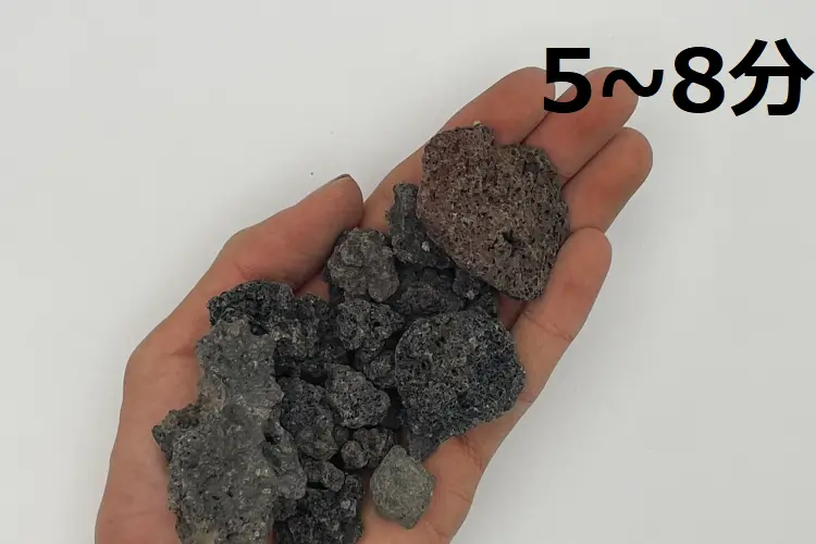 火山岩（黒） - 玉砂利なら一信ジャパン｜洗い出し, 黒玉石, 割栗石, 砂利